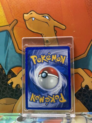 Pineco Neo Discovery VG, 61/75 Pokemon Card.