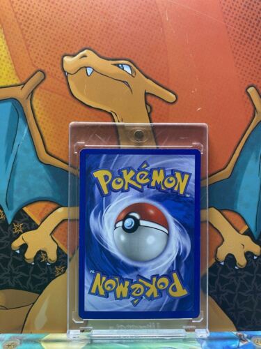 Slugma Neo Destiny NM, 82/105 Pokemon Card