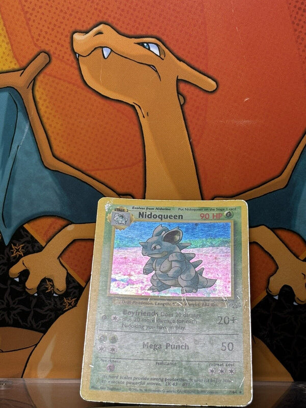 Nidoqueen Holo Jungle VG, 7/64 Pokemon Card.